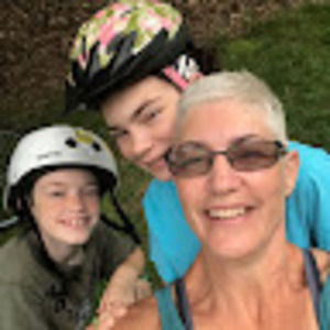 Meet your Posher, Roxanne